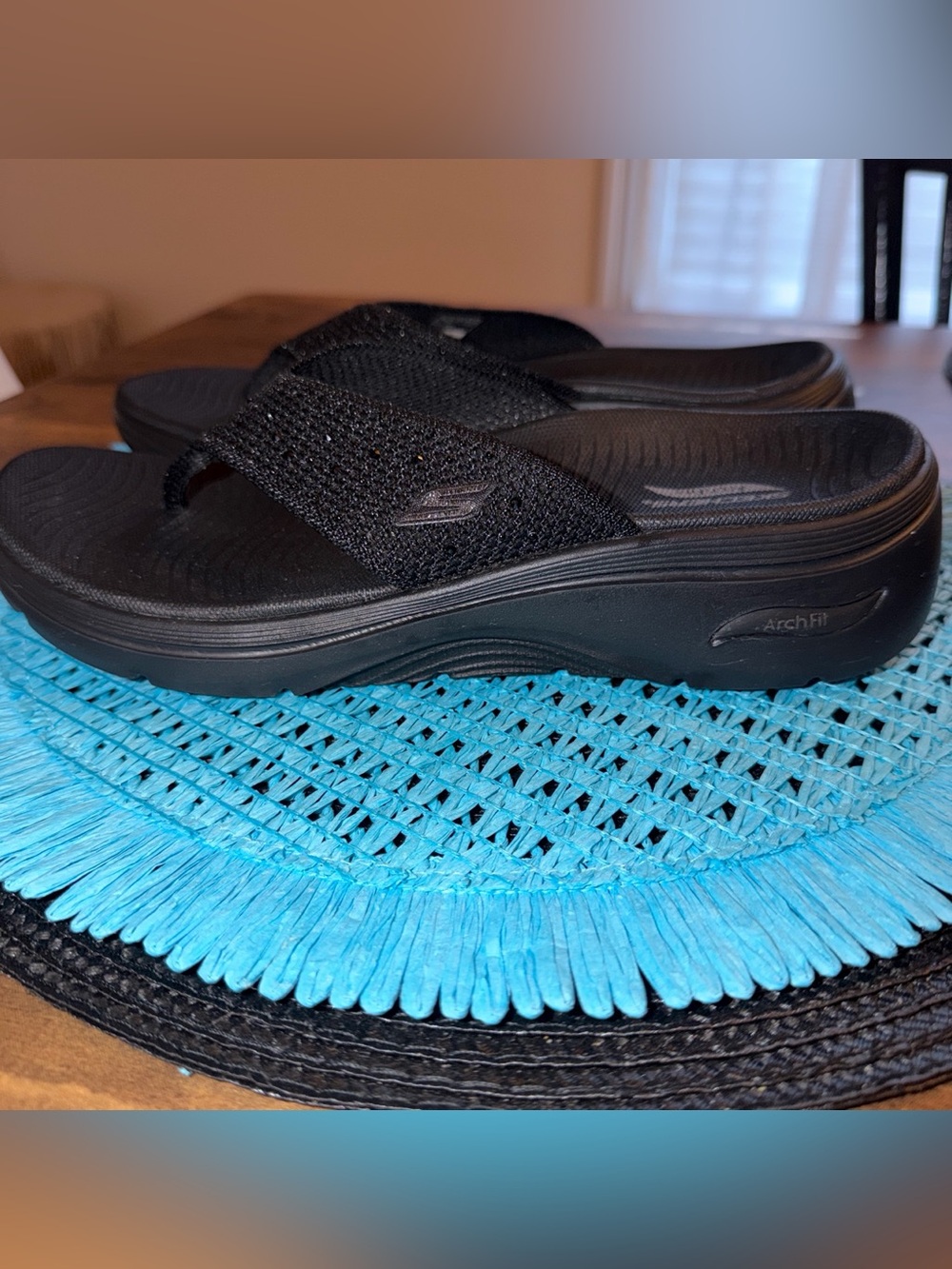 Skechers Black Rhinestone Thong Sandals - Picture 2 of 3